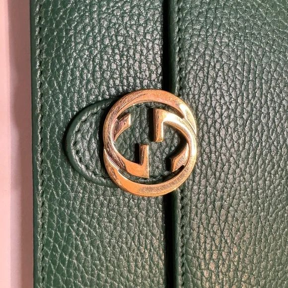 🤩SOLD🤩 Gucci Wallet on Chain - Picture 6 of 10
